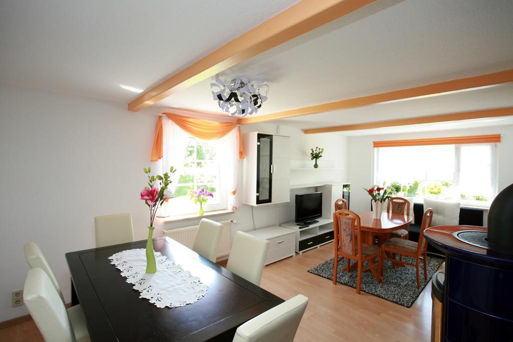 Ferienwohnanlage Bruckner Apartment Rostock Exterior photo